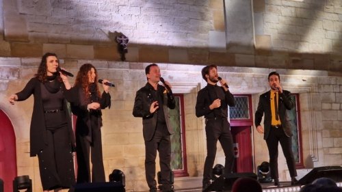 Photo du groupe Mezzotono (Italie) sur la scène du collège Gilles de Trèves