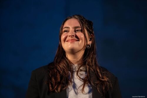 Gros plan sur Valentine du groupe JustVox