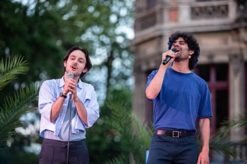 deux autres chanteurs du groupe