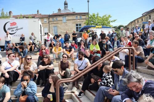 Le public du concert OFF de Soulkeys place du marché